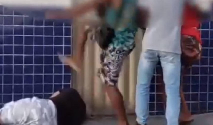  Idoso é agredido após ser acusado de furtar celular no bairro de Itapuã, em Salvador