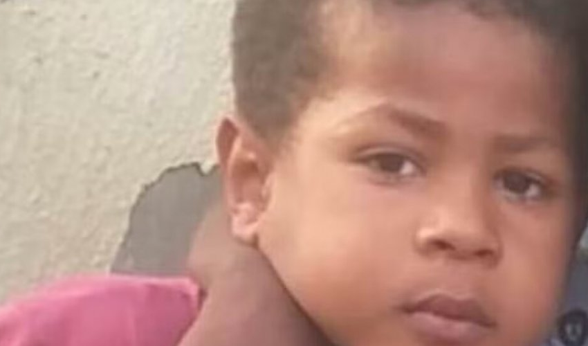  Criança de 5 anos morre afogada em piscina depois de pular muro de casa de eventos em Juazeiro
